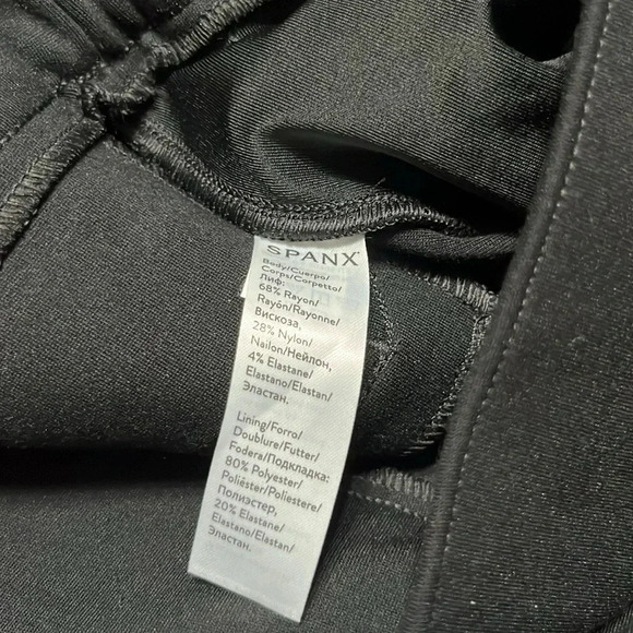 Spanx The Perfect Pant Ankle Backseam Skinny petite - Picture 10 of 10